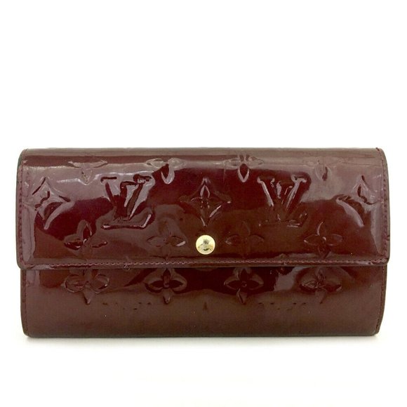 Louis Vuitton Handbags - Louis Vuitton vernis Wallet Monogram